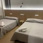 Uria ゲストハウス
