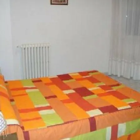 Casa de hóspedes Uría 2*